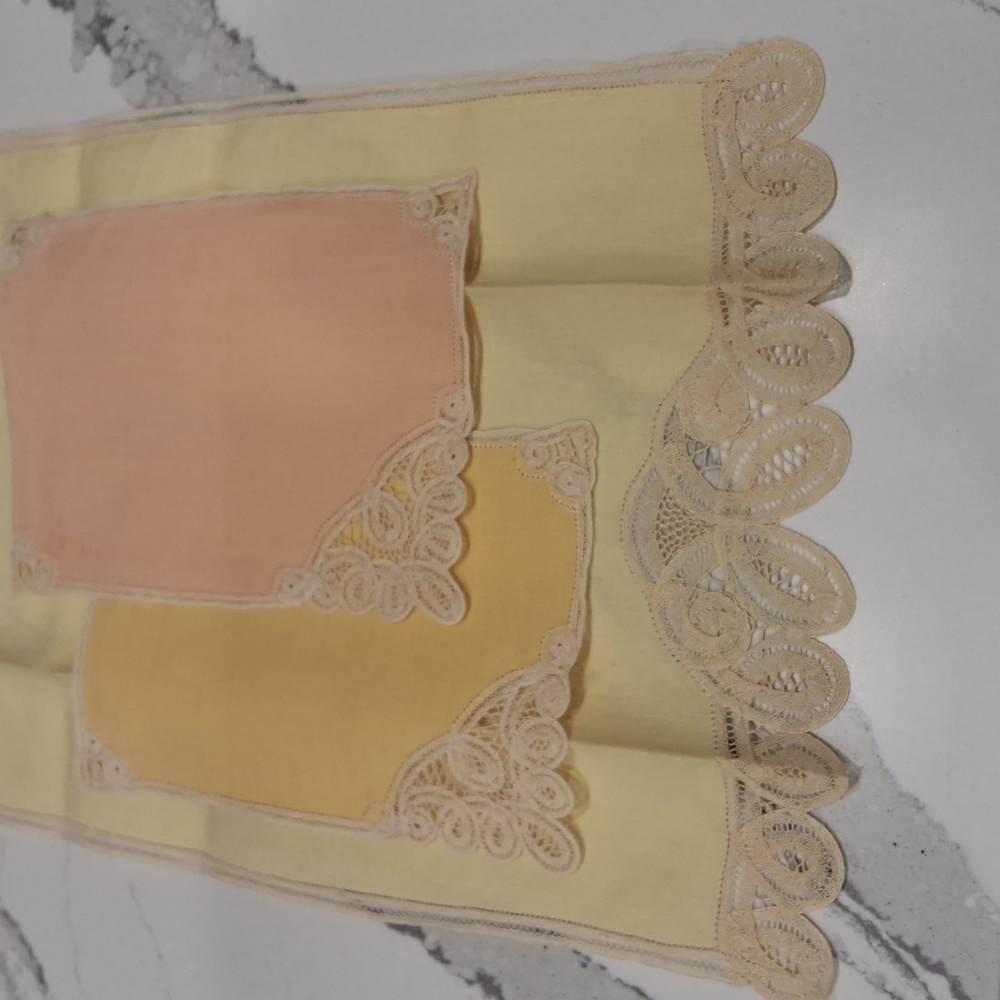 Irish Linens - Picture 12 of 12